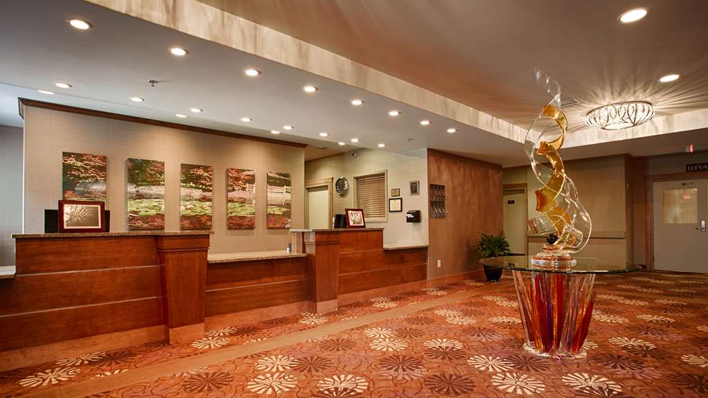 Camrose Resort Casino, BW Premier Collection