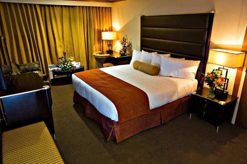 Camrose Resort Casino, BW Premier Collection