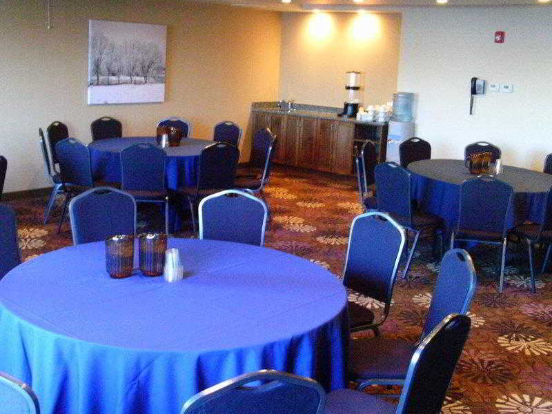 Camrose Resort Casino, BW Premier Collection