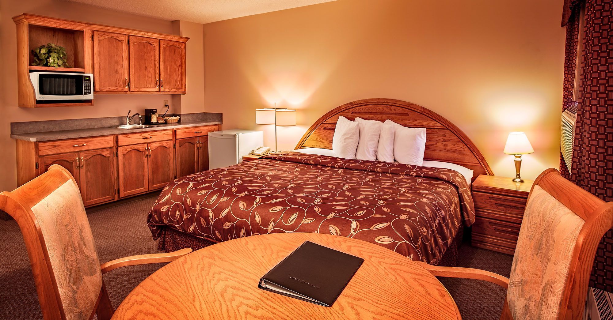 Days Inn & Conference Centre by Wyndham Camrose Norsemen