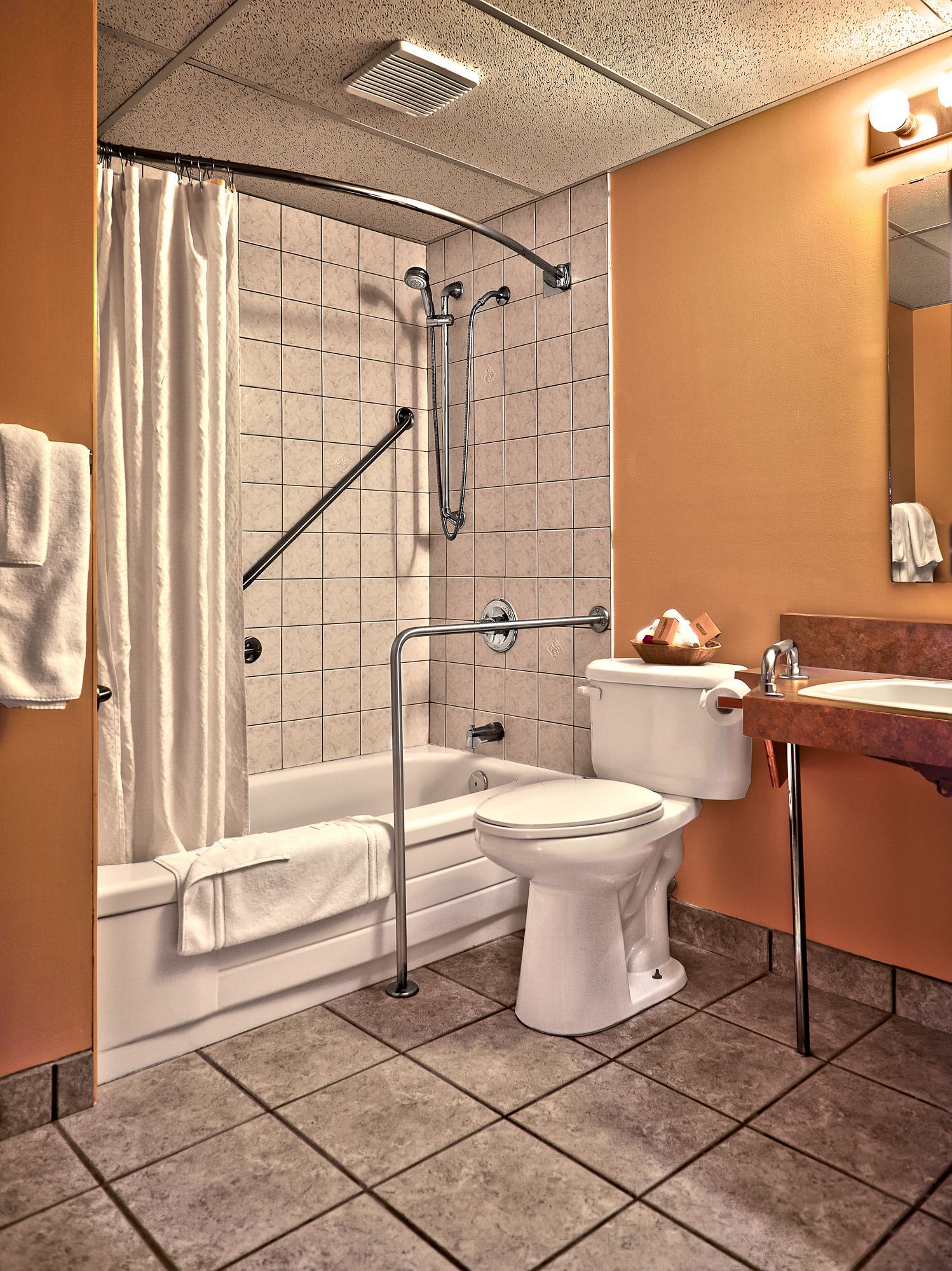 Days Inn & Conference Centre by Wyndham Camrose Norsemen