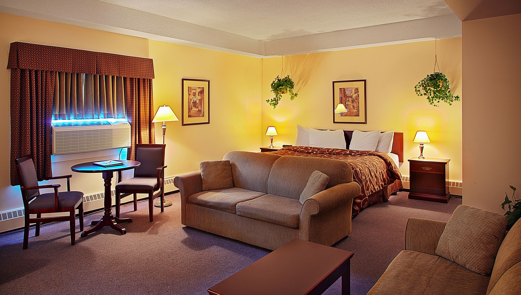 Days Inn & Conference Centre by Wyndham Camrose Norsemen
