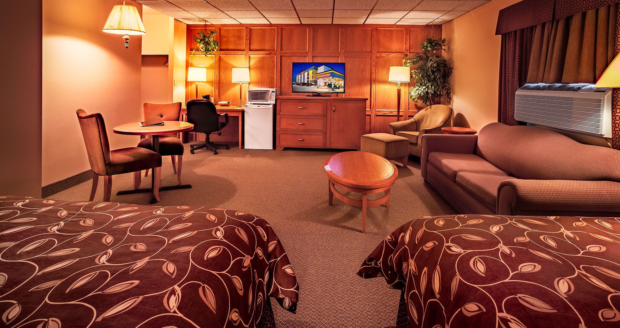 Days Inn & Conference Centre by Wyndham Camrose Norsemen