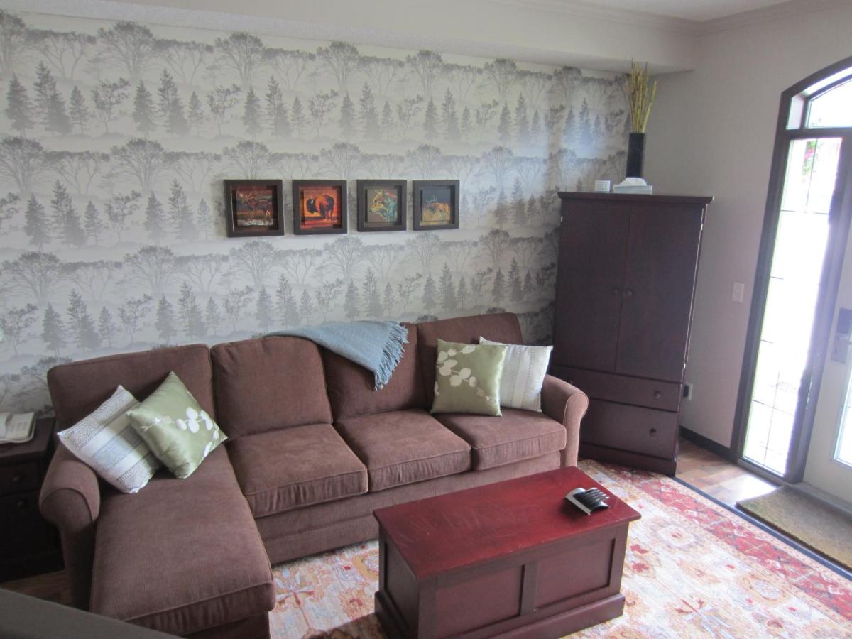 Mystic Springs Chalets