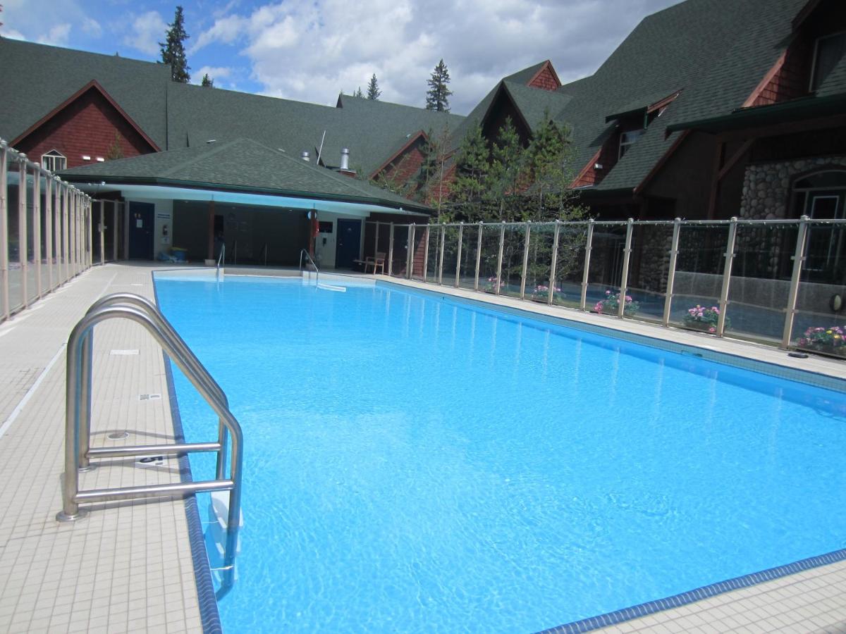 Mystic Springs Chalets