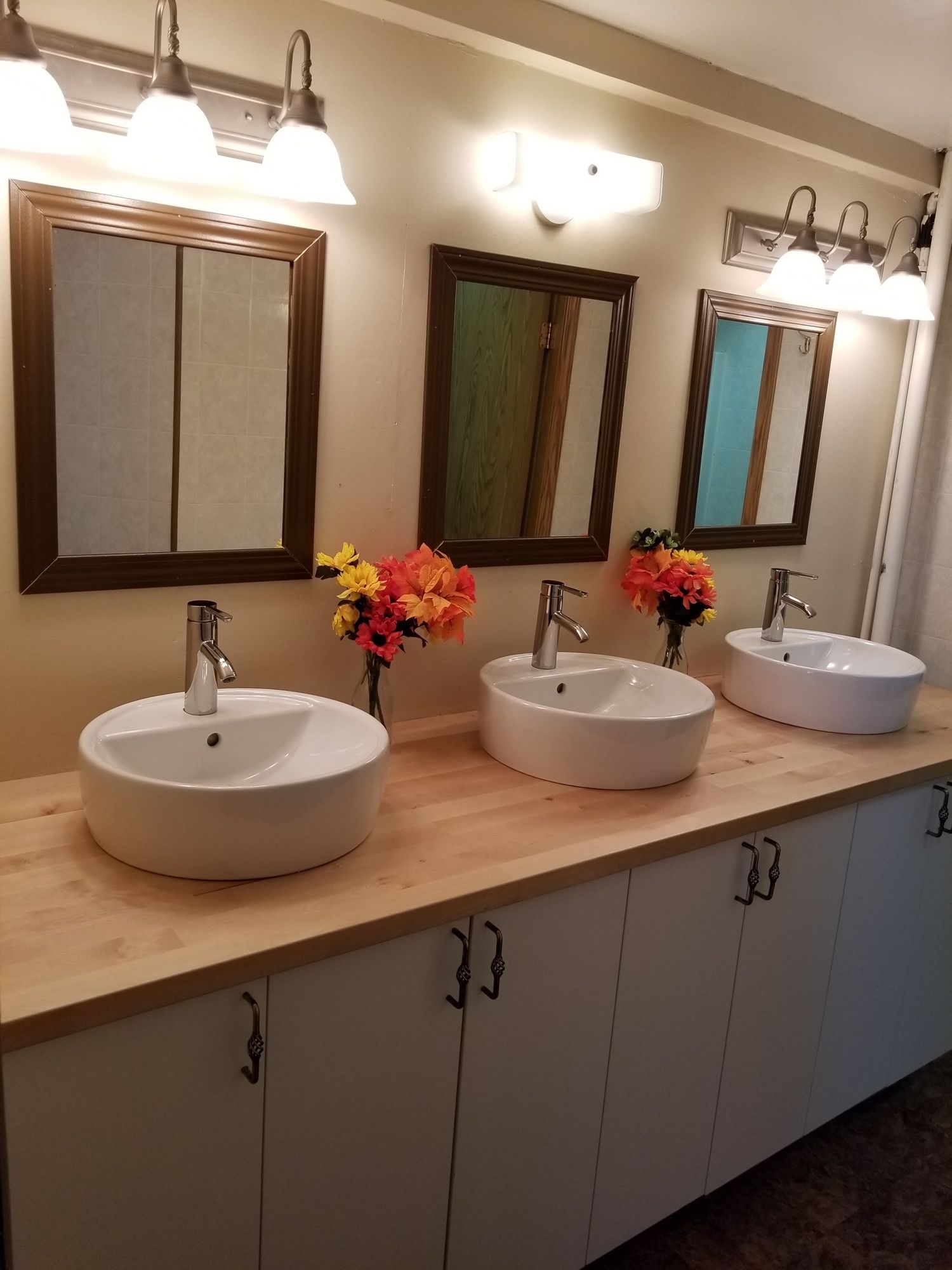 Christina Lake Lodge