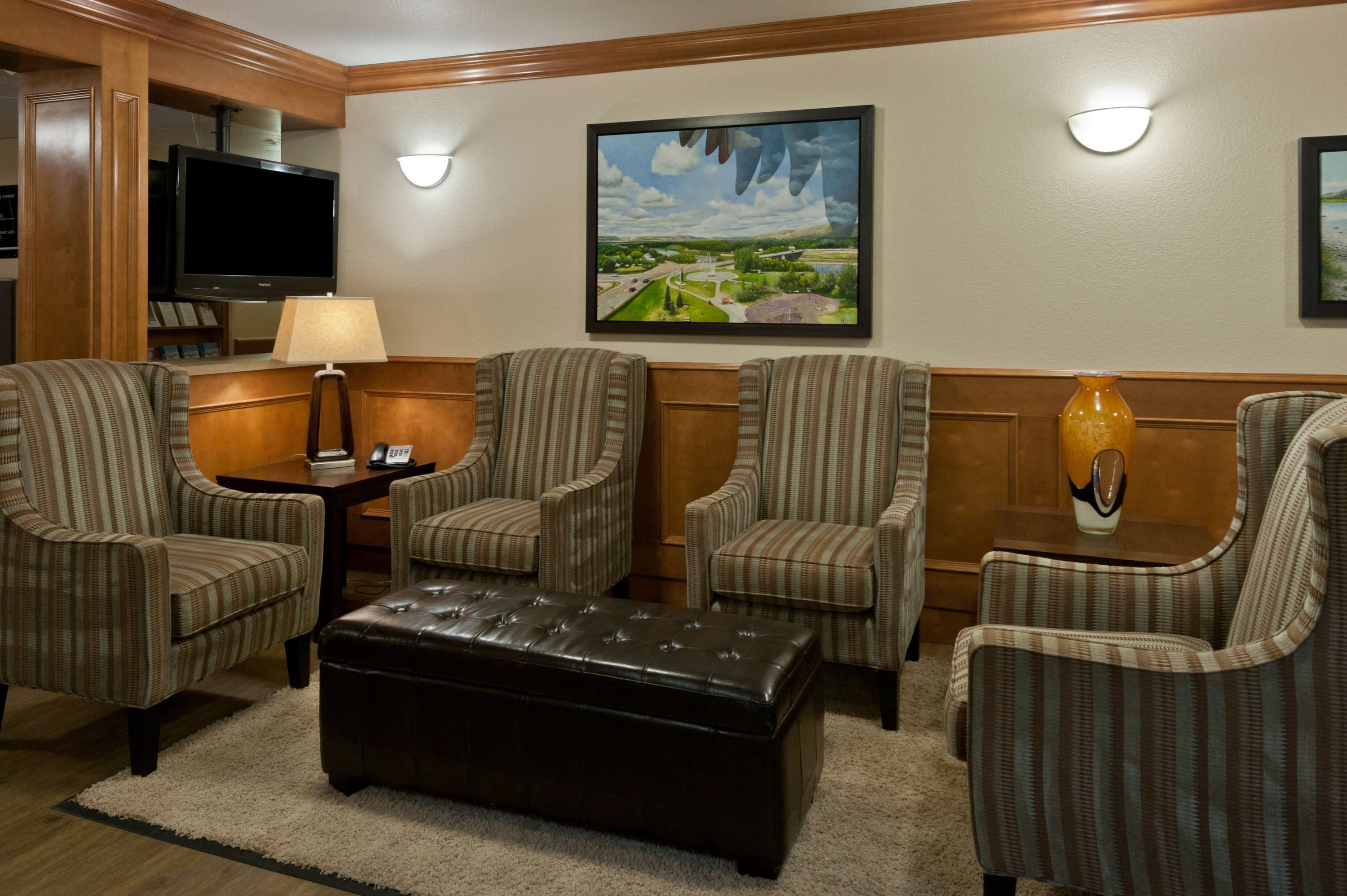 SureStay Plus Hotel by Best Western Drumheller