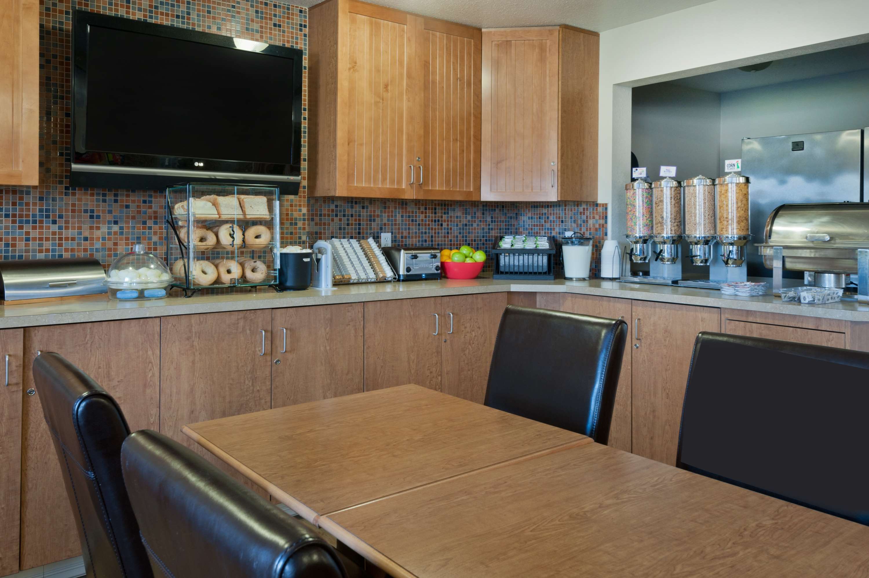 SureStay Plus Hotel by Best Western Drumheller