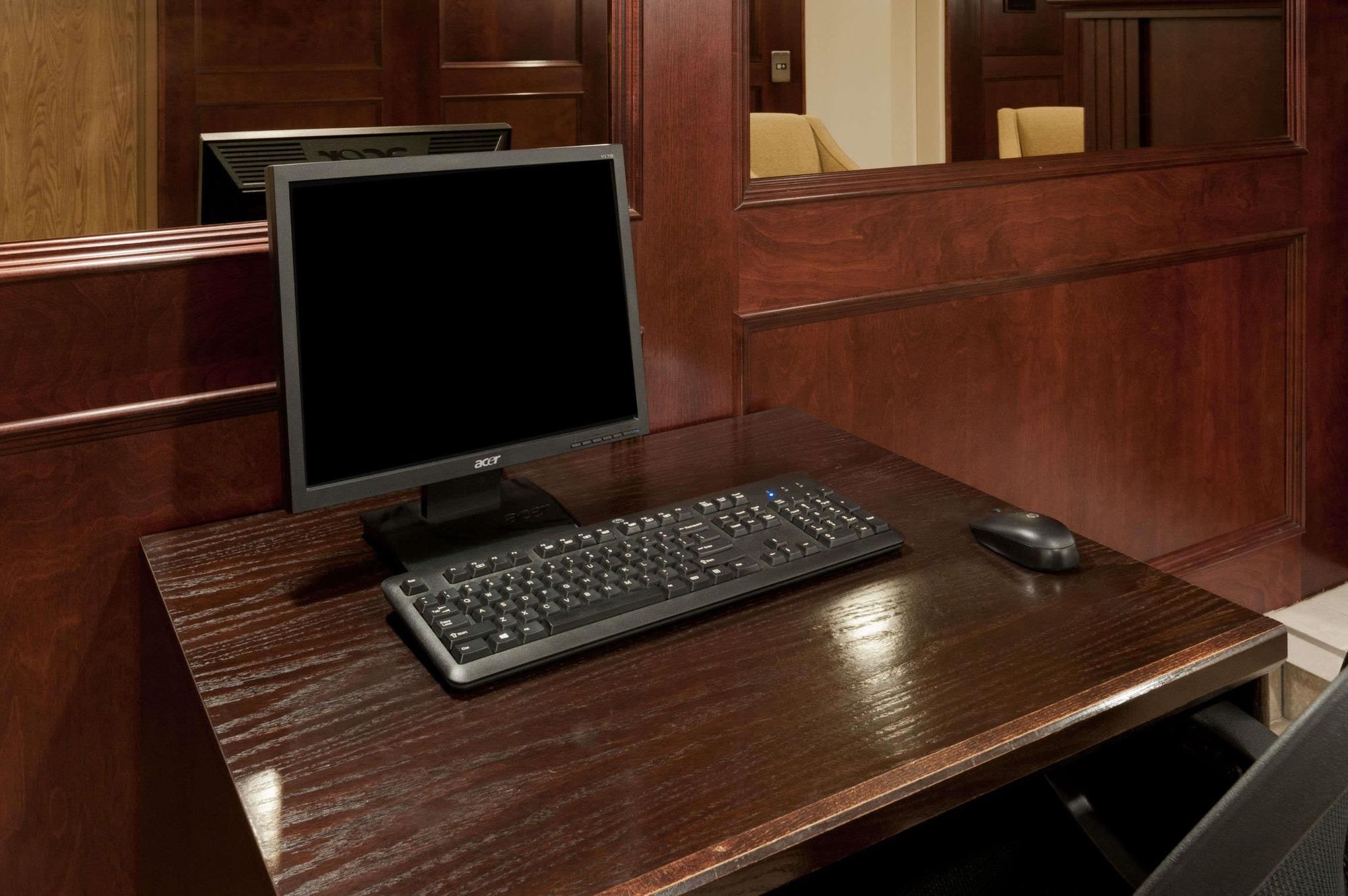SureStay Plus Hotel by Best Western Drumheller