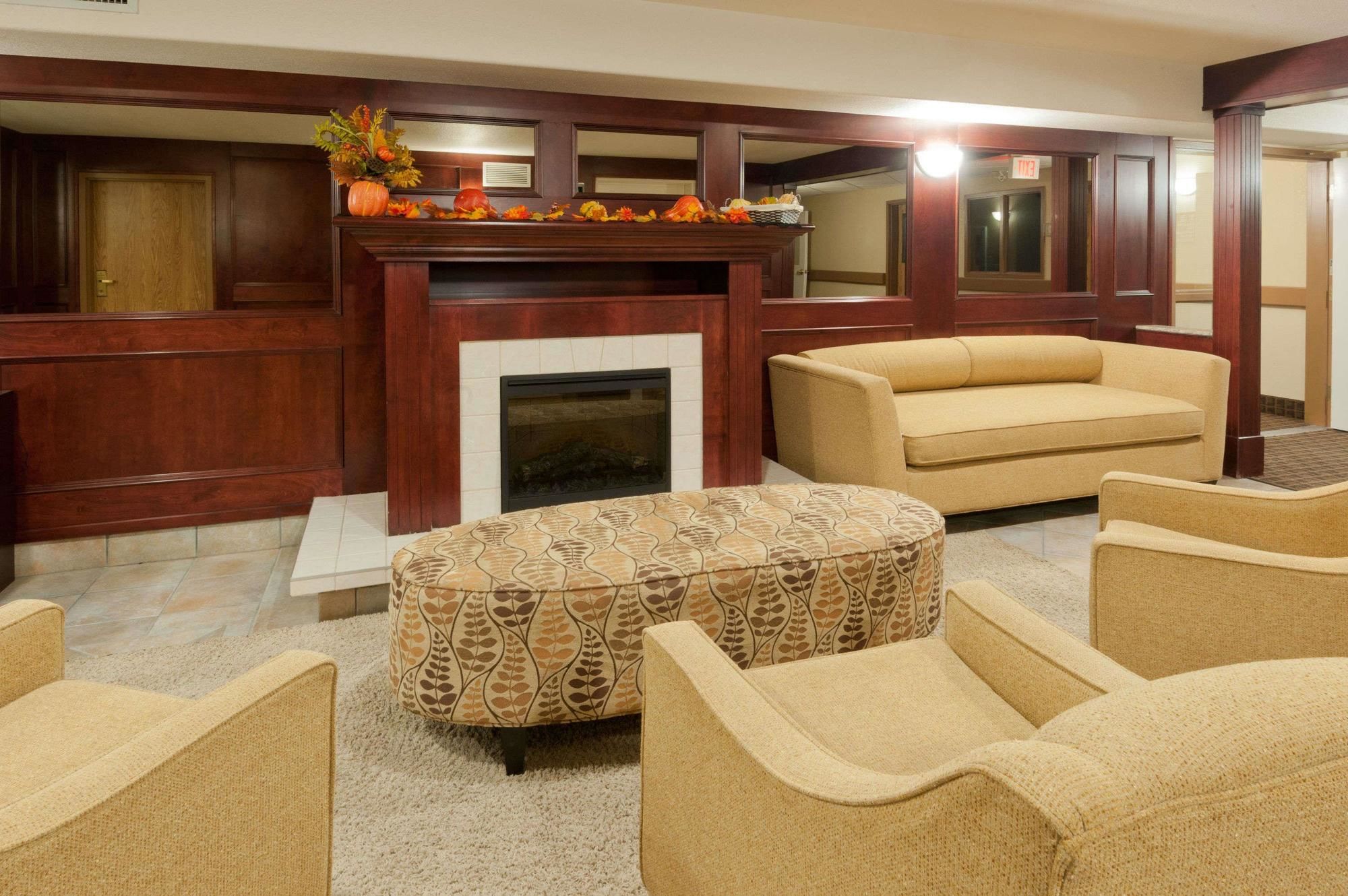 SureStay Plus Hotel by Best Western Drumheller
