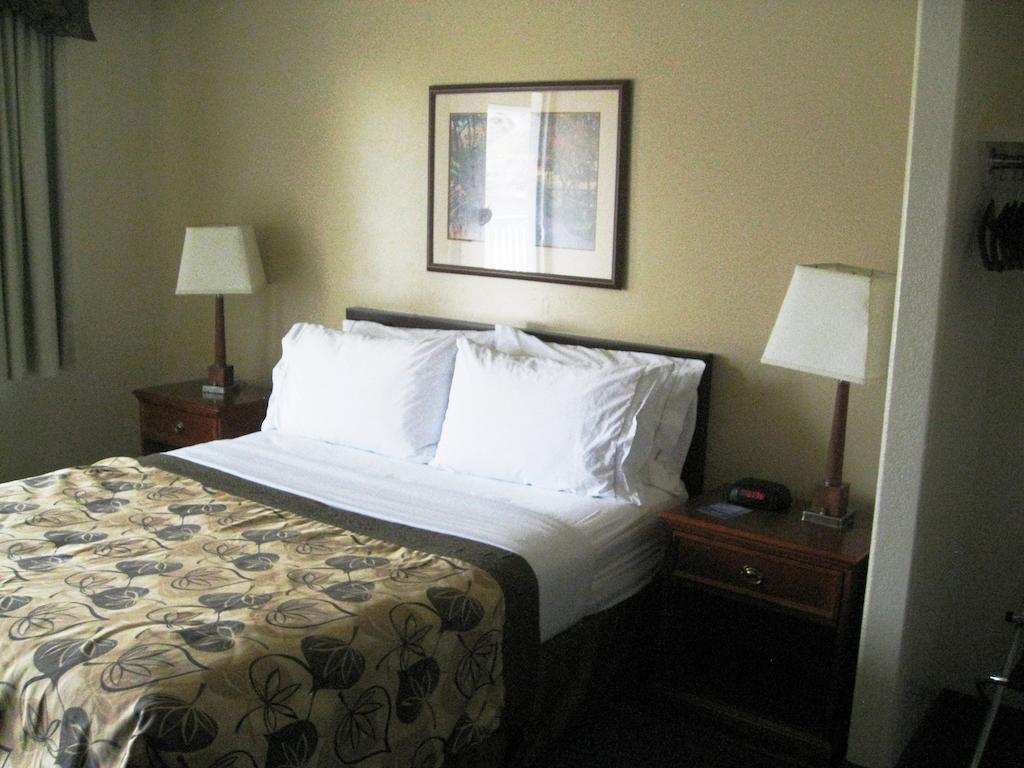 Travelodge by Wyndham Drumheller
