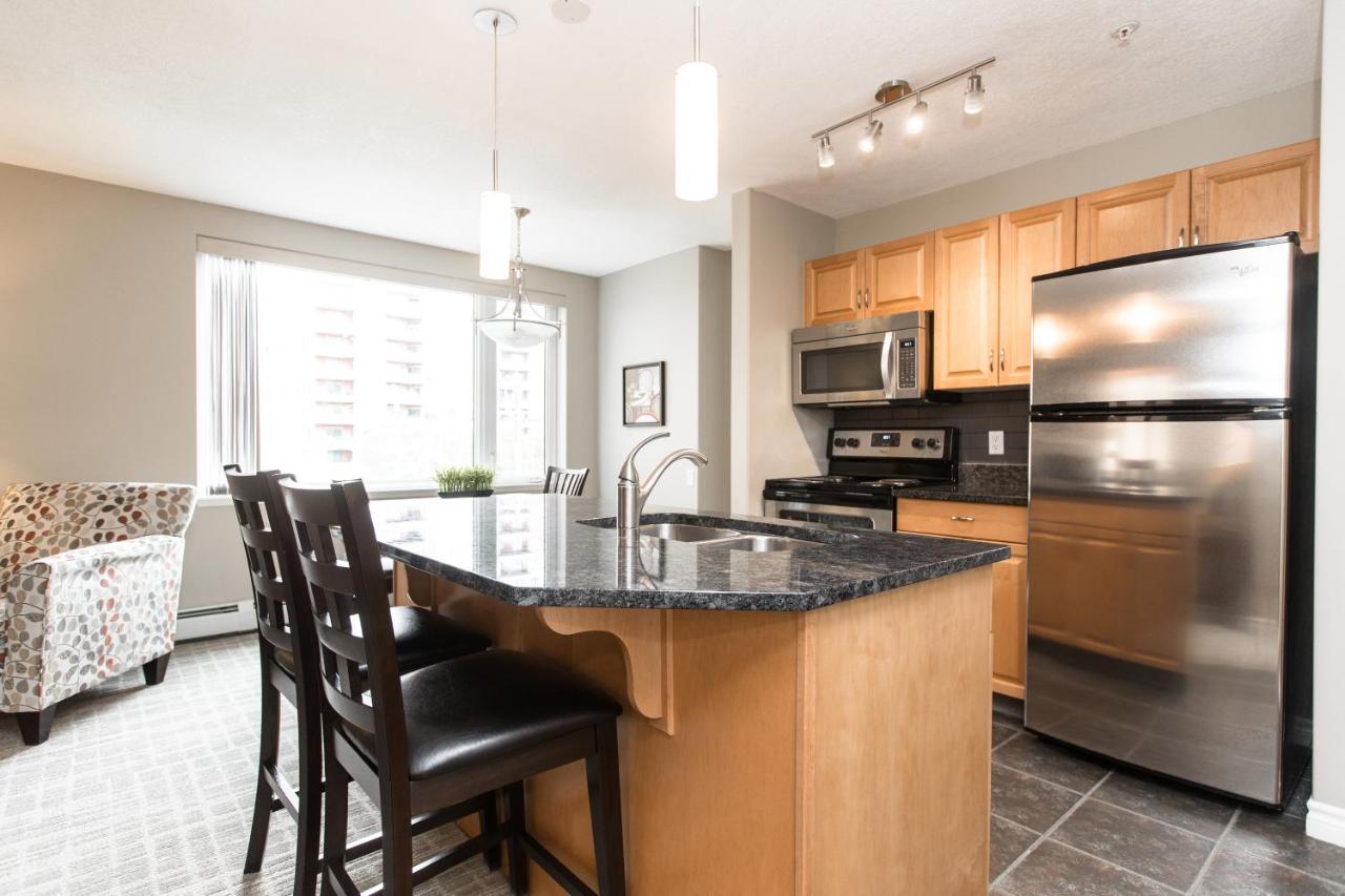 Canterra Suites Apartment Hotel