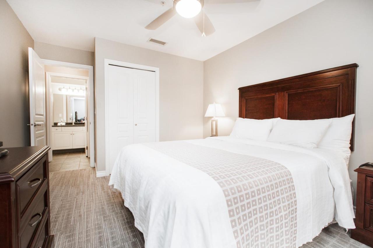 Canterra Suites Apartment Hotel