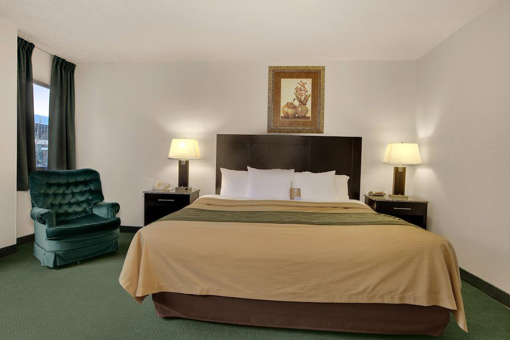 Comfort Inn & Suites Downtown -  Edmonton