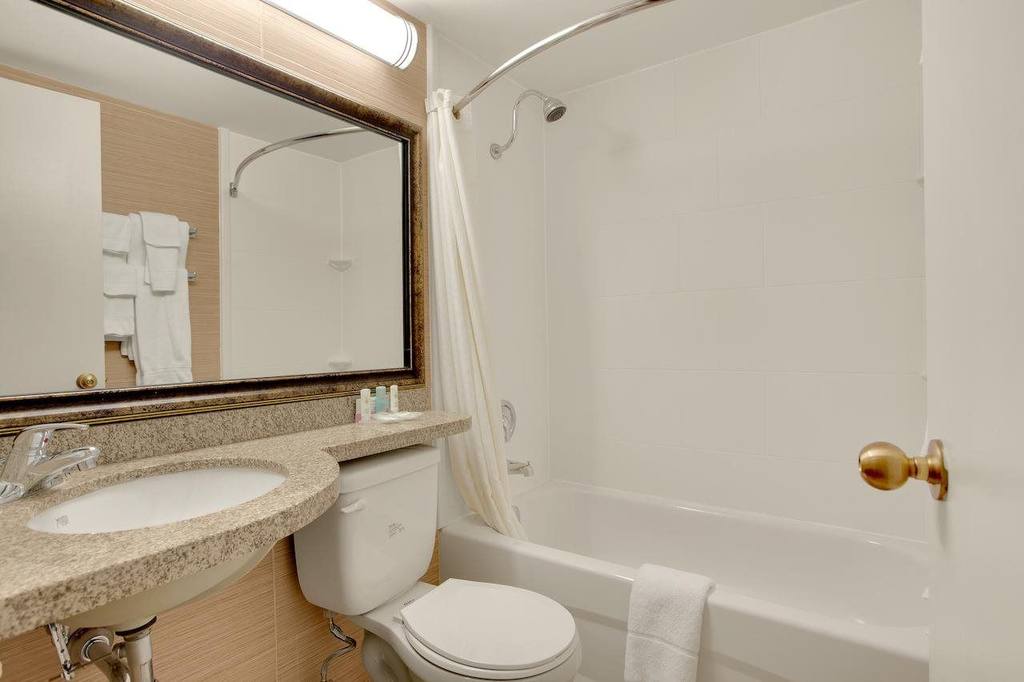 Comfort Inn & Suites Downtown -  Edmonton