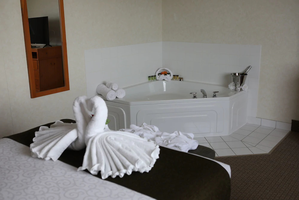 Continental Inn And Suites