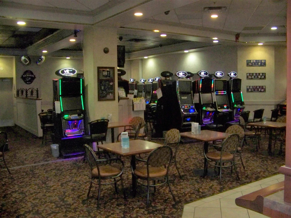 Continental Inn And Suites