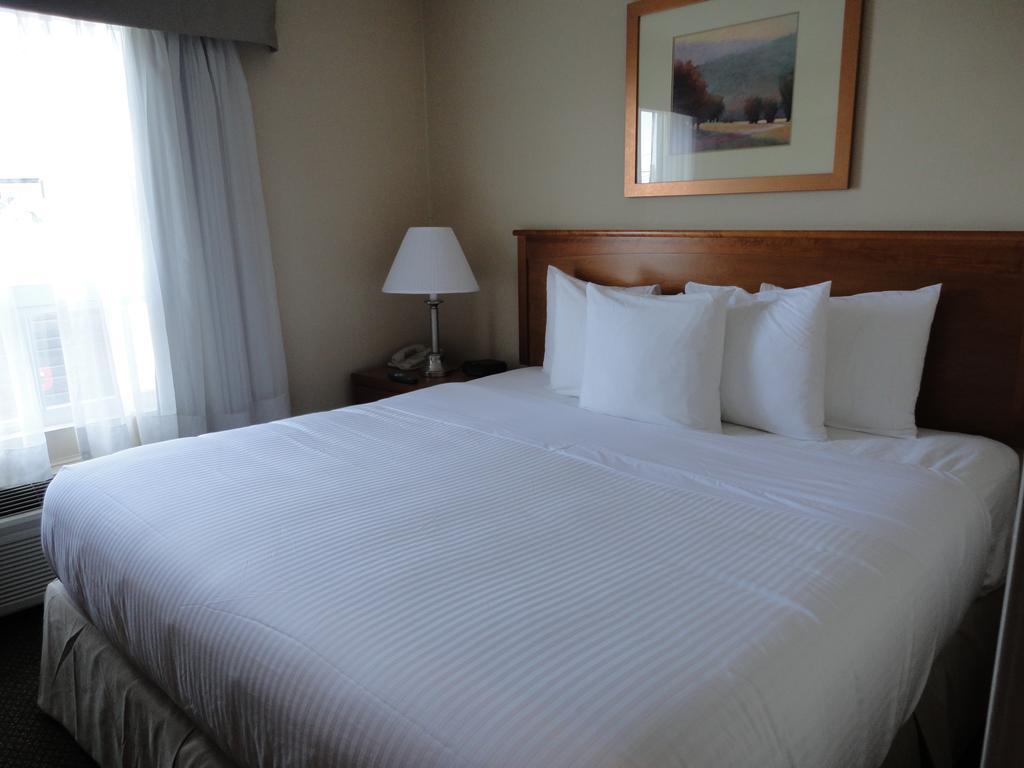 Days Inn by Wyndham Edmonton South
