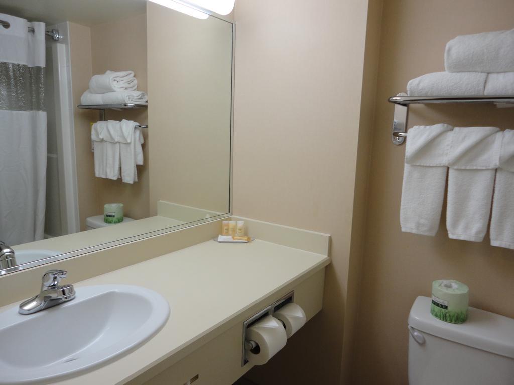 Days Inn by Wyndham Edmonton South