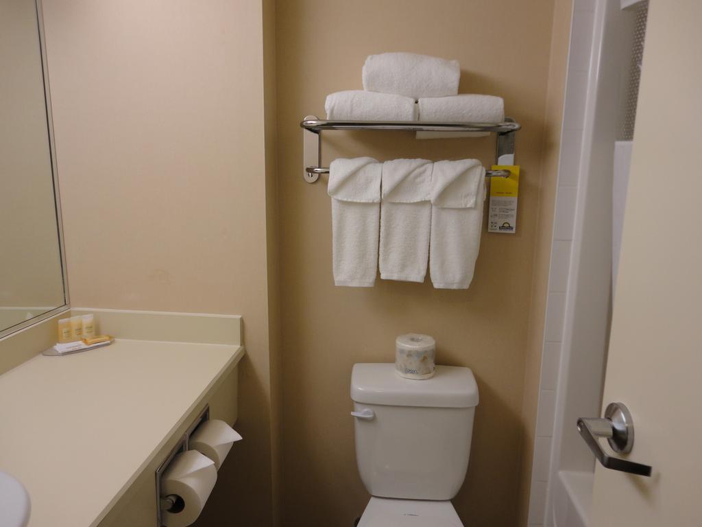Days Inn by Wyndham Edmonton South