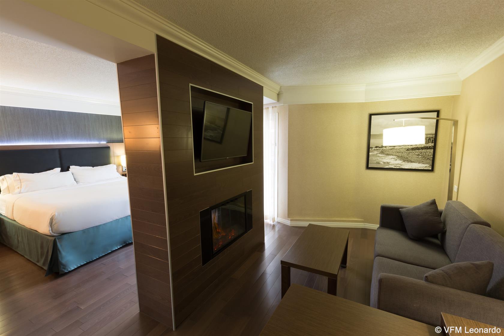 Holiday Inn Express Edmonton Downtown