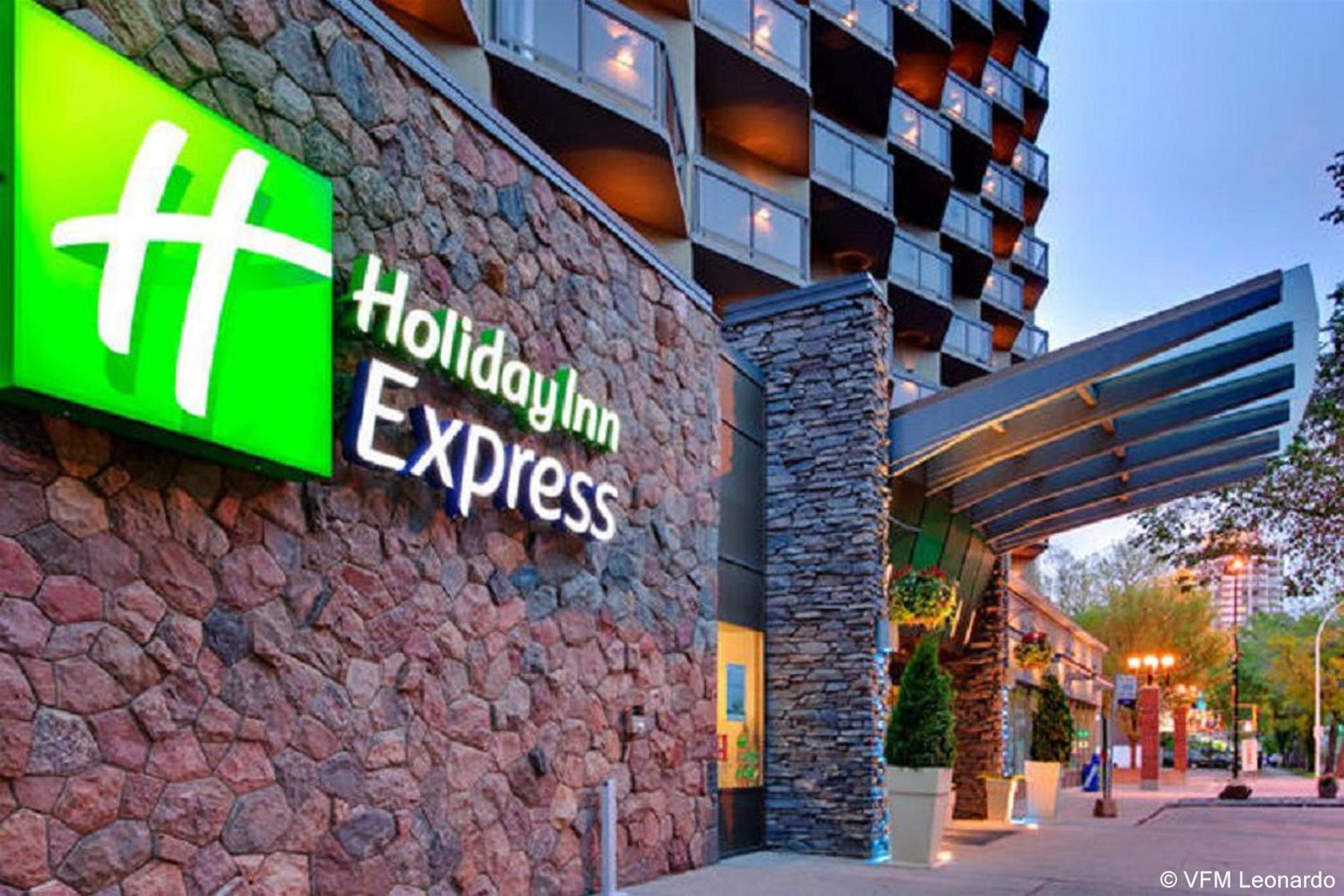 Holiday Inn Express Edmonton Downtown