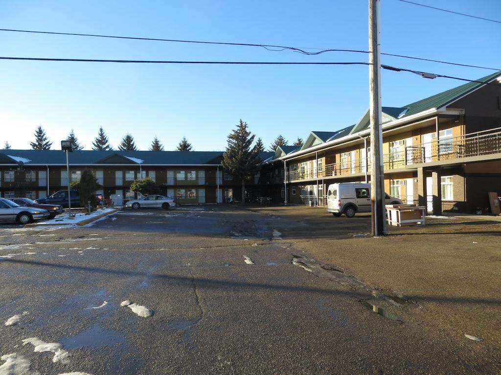 Knights Inn Edmonton South