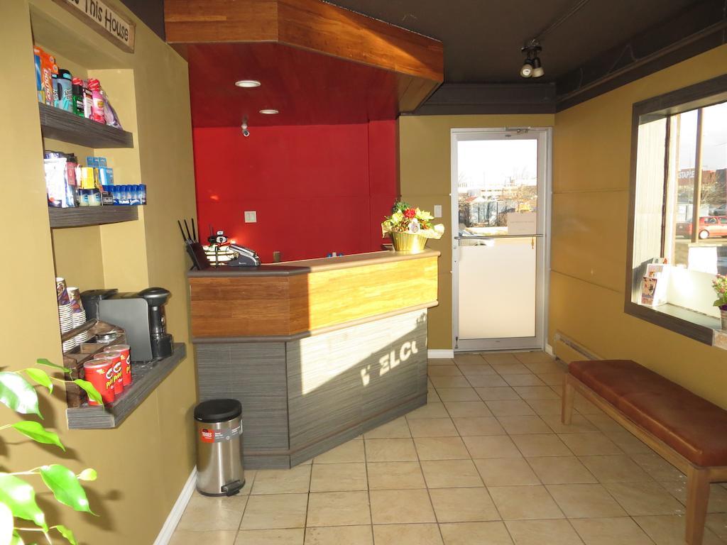 Knights Inn Edmonton South