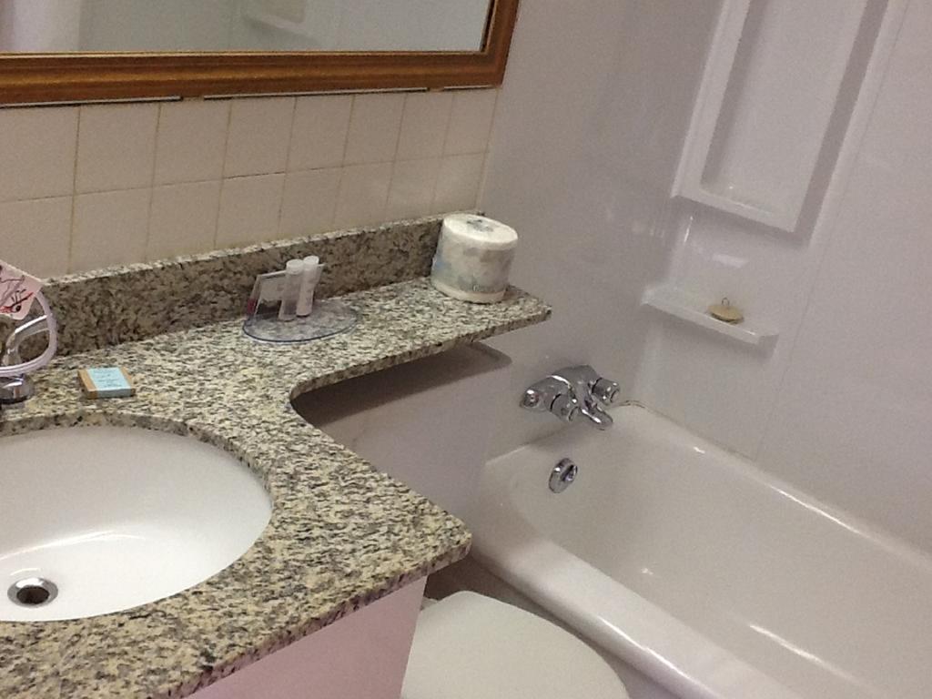 Travelodge by Wyndham Edmonton East