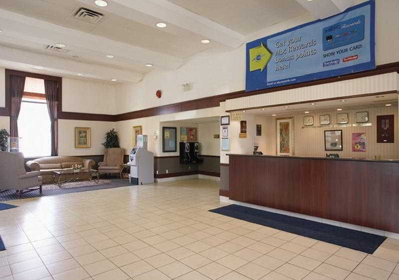 Travelodge by Wyndham Edmonton South