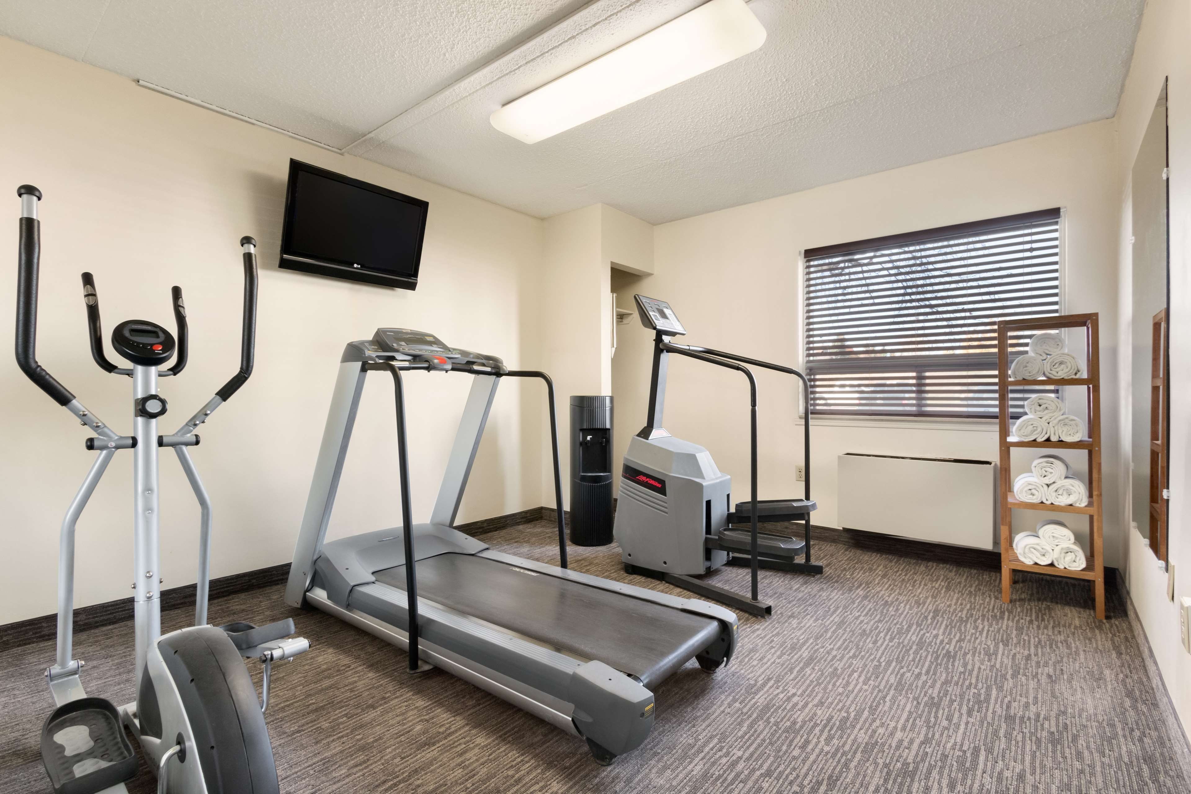 Travelodge by Wyndham Edmonton South