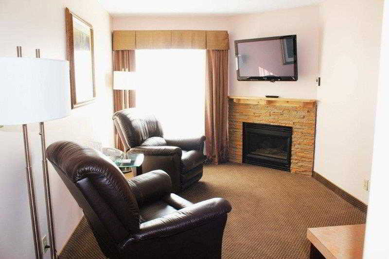 Best Western High Road Inn