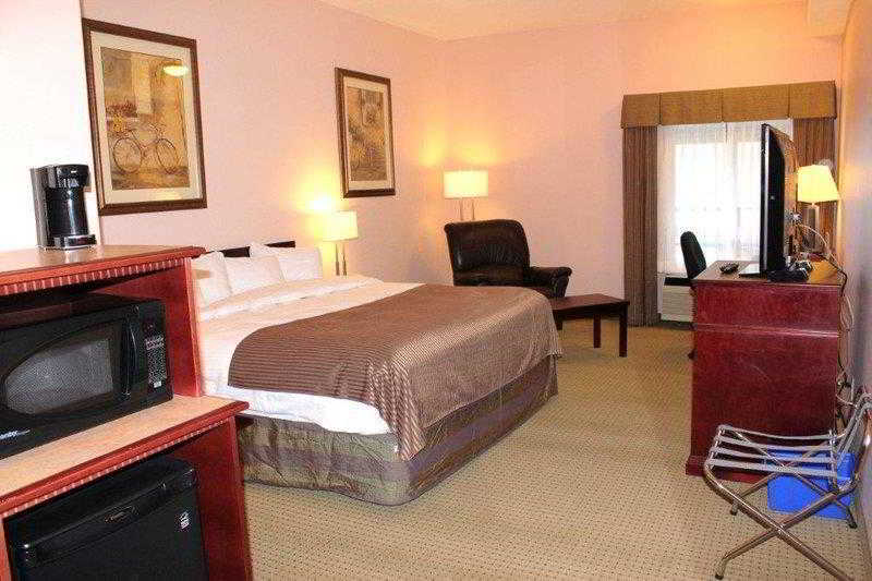 Best Western High Road Inn