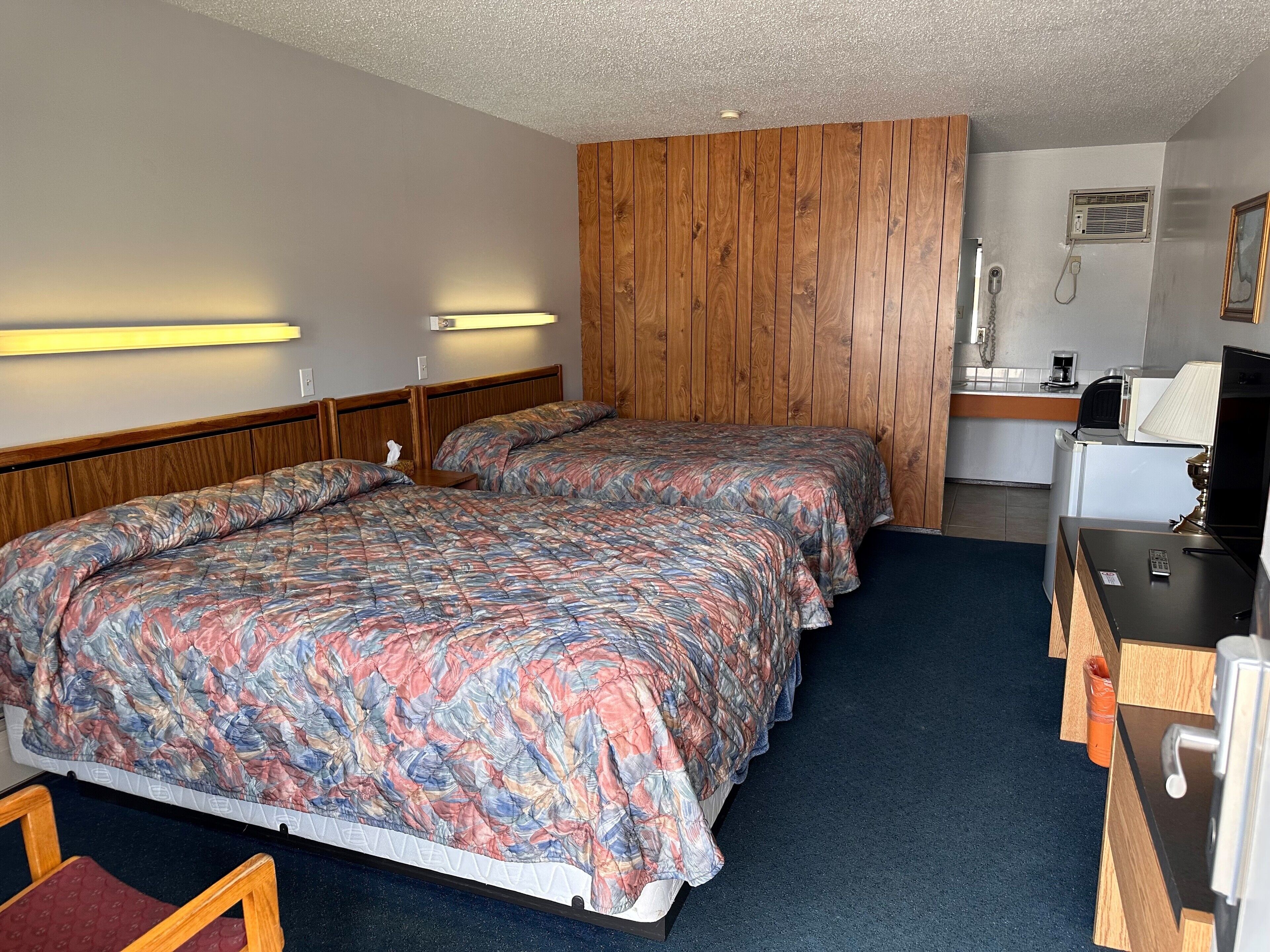 Howard Johnson by Wyndham Edson