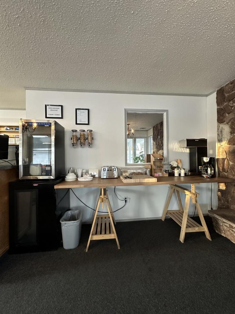 Howard Johnson by Wyndham Edson