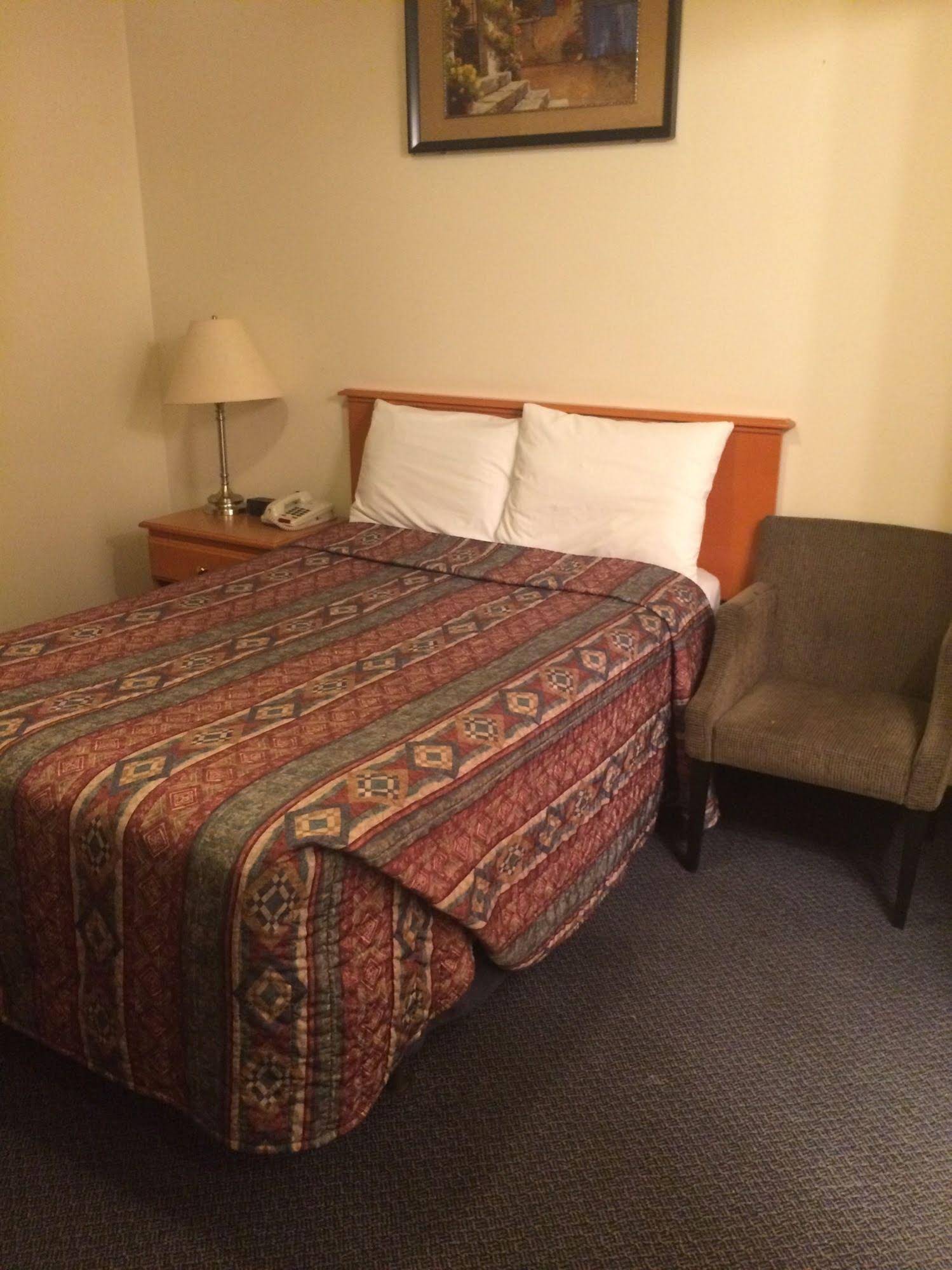 Ace Inn