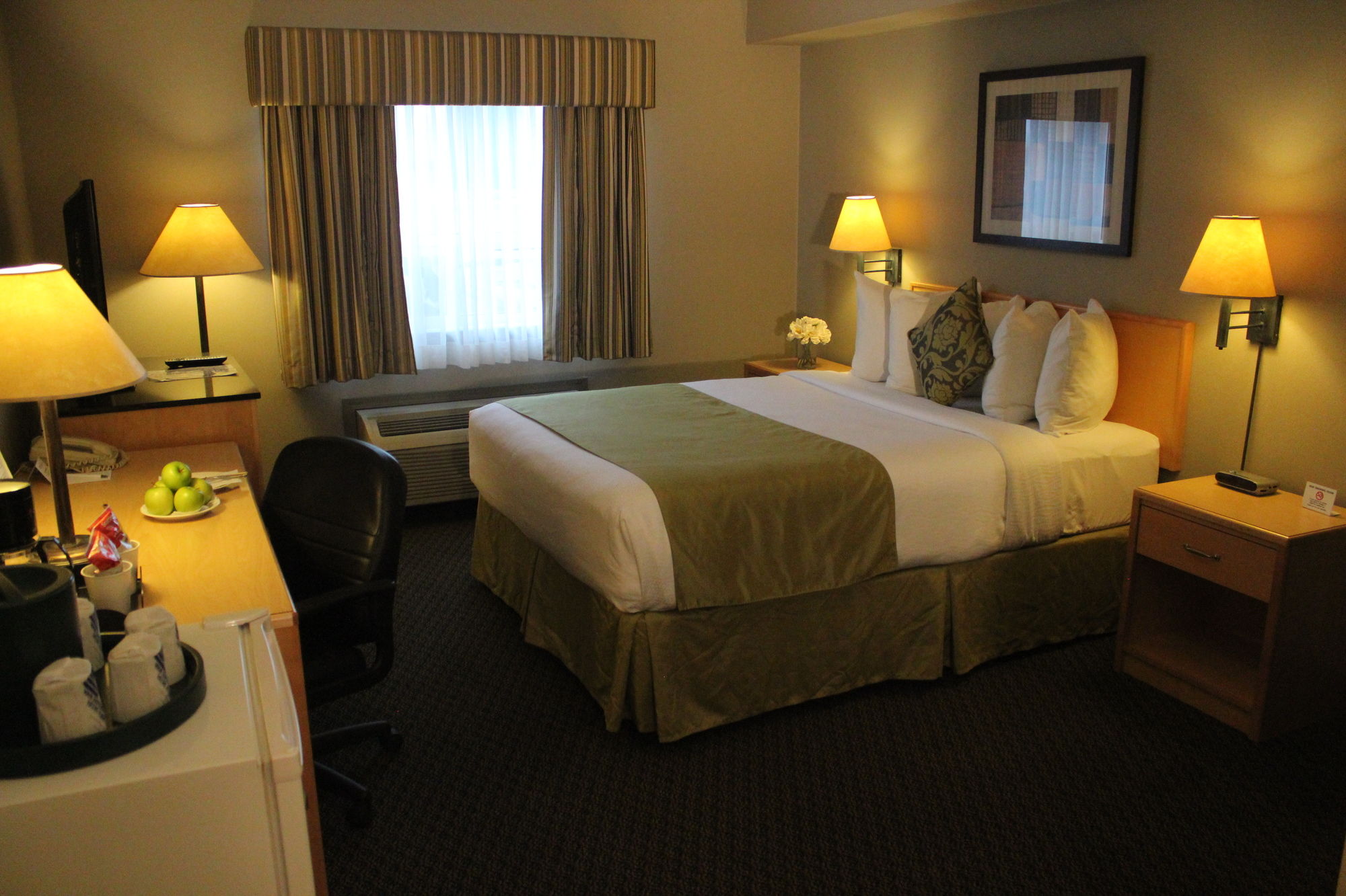 Travelodge by Wyndham Fort McMurray