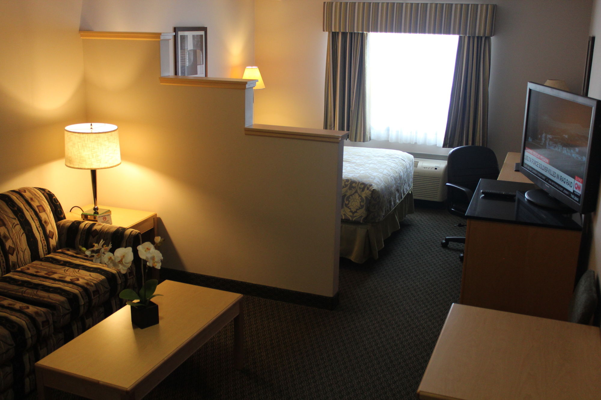 Travelodge by Wyndham Fort McMurray