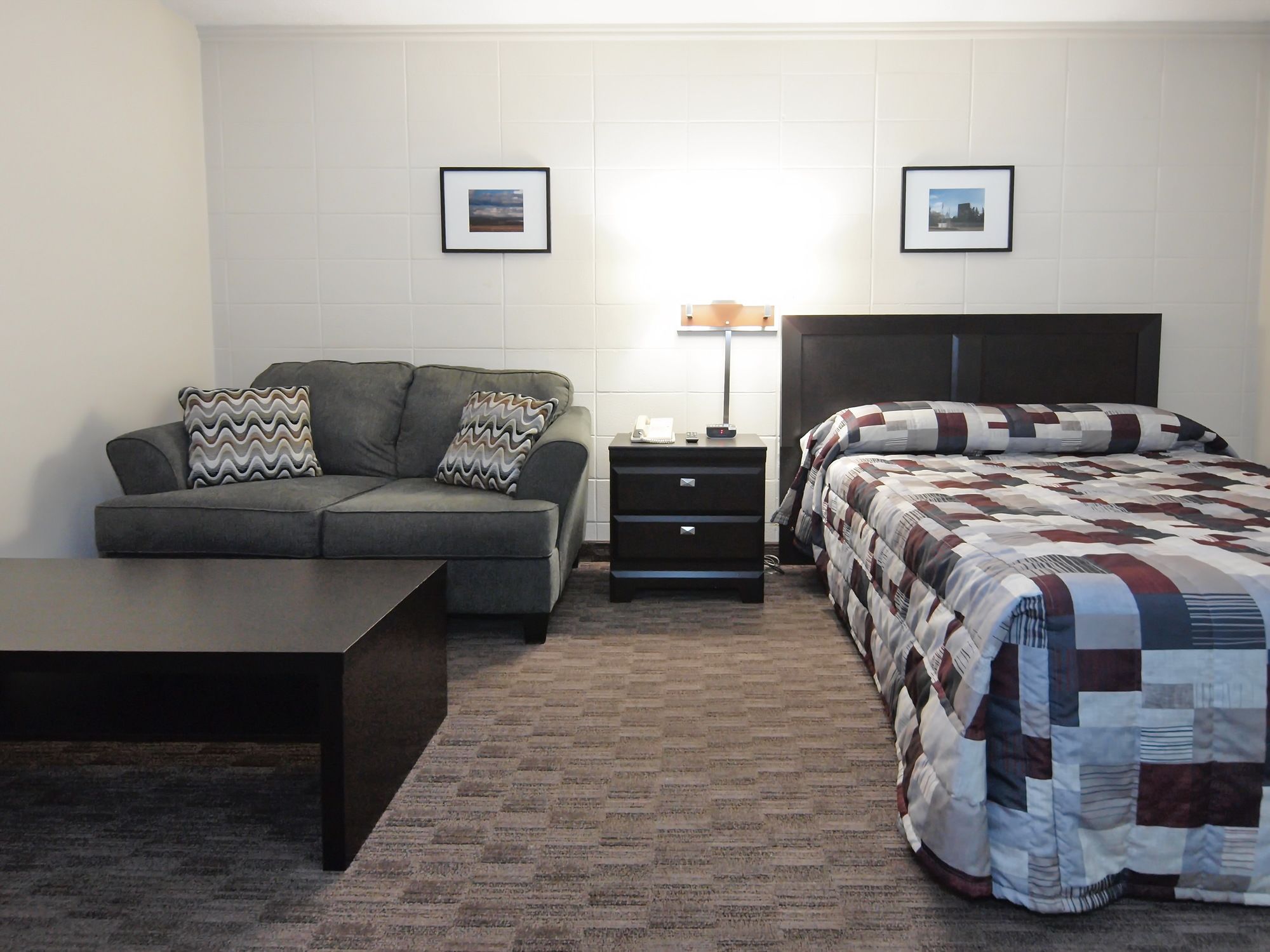 Canadian Motor Inn