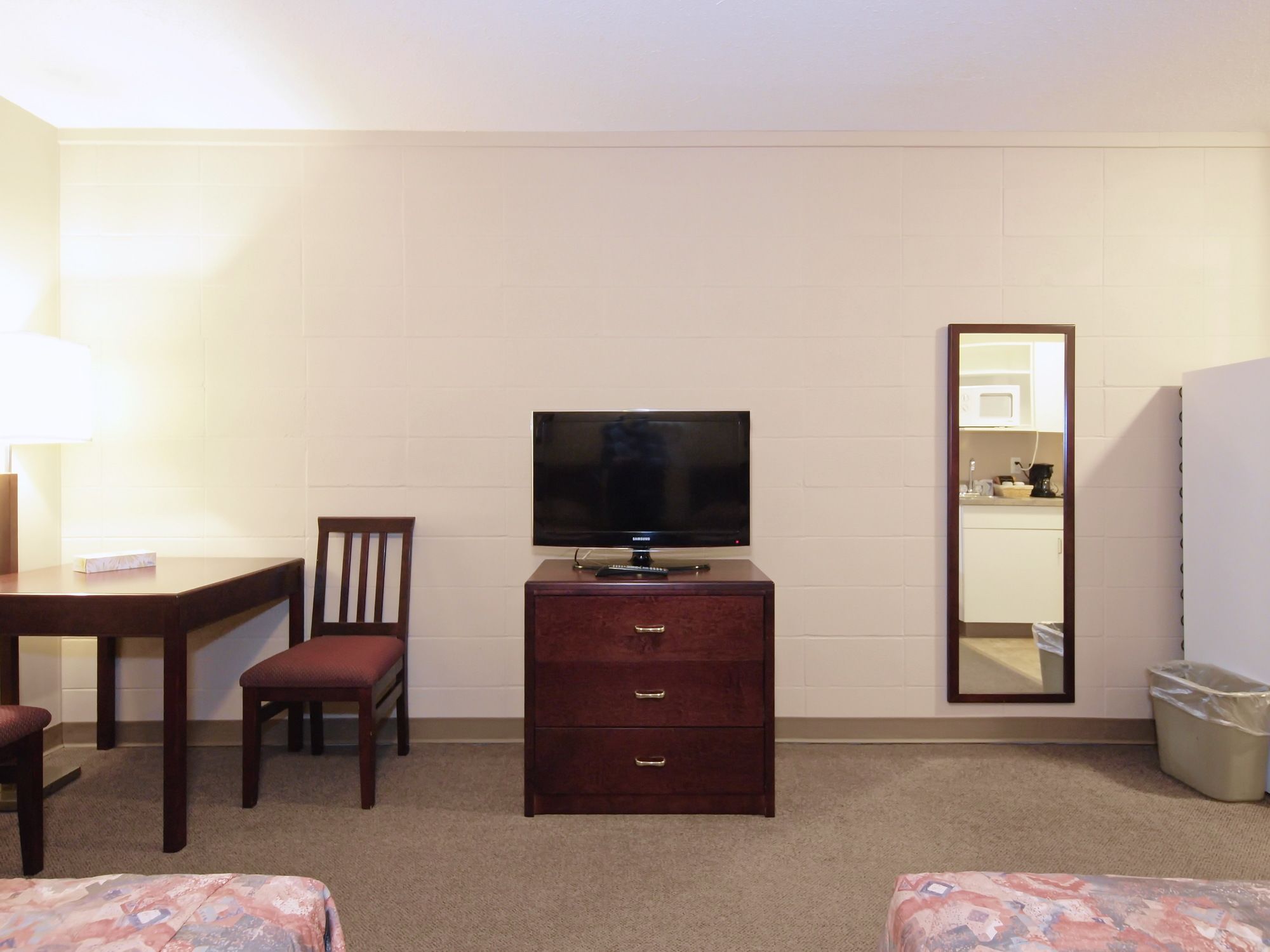 Canadian Motor Inn
