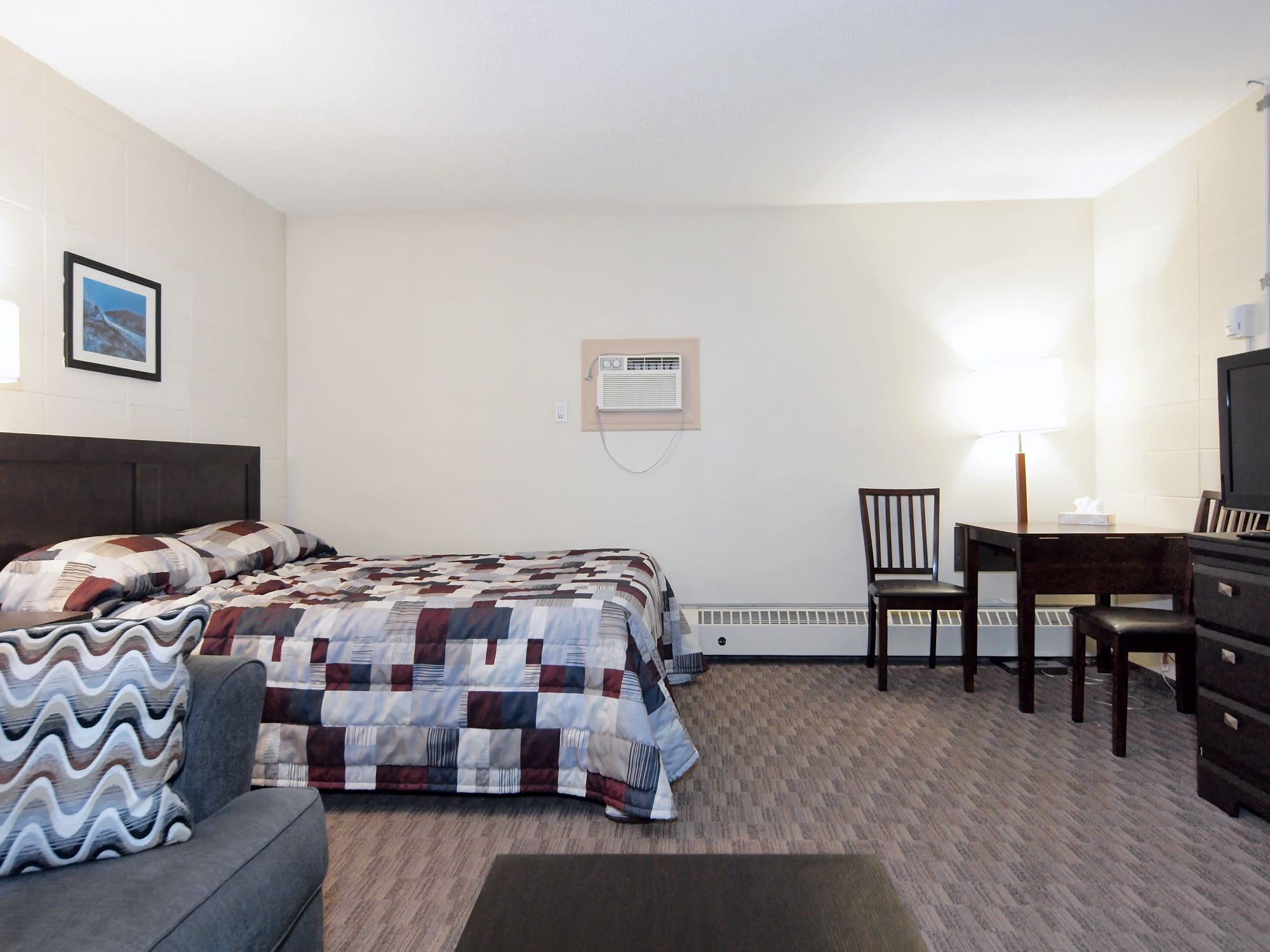 Canadian Motor Inn