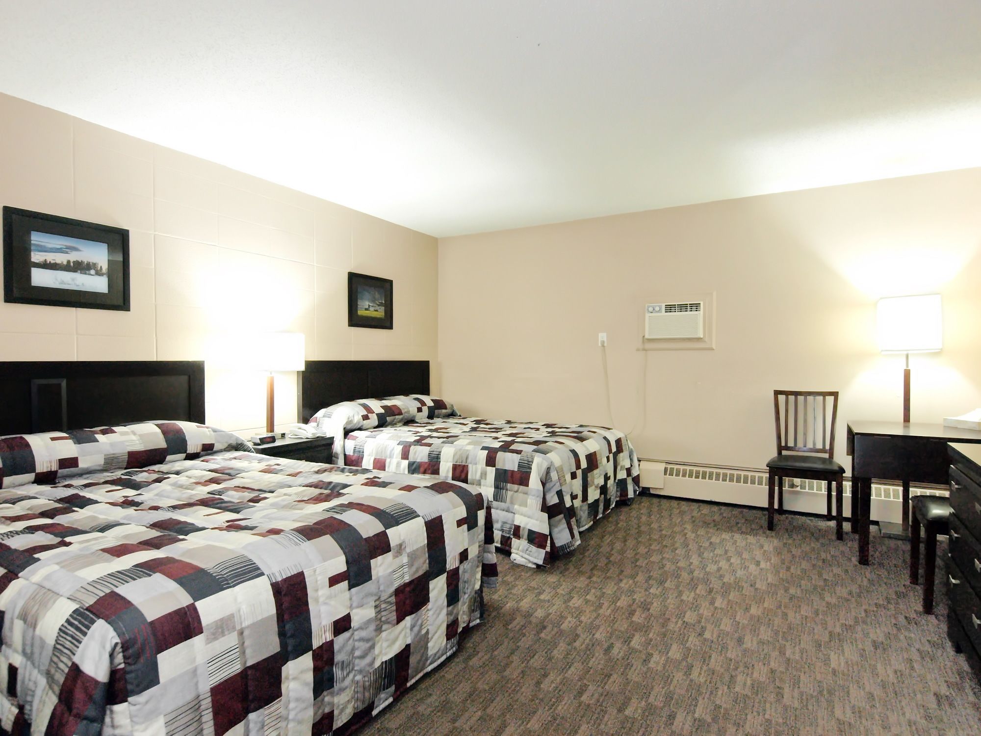Canadian Motor Inn