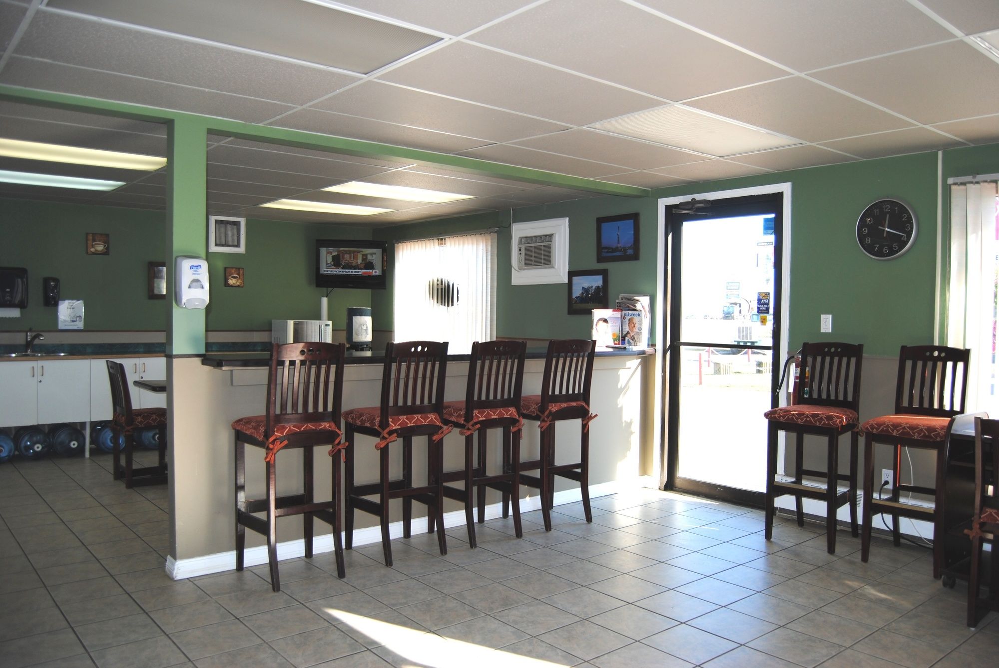 Canadian Motor Inn