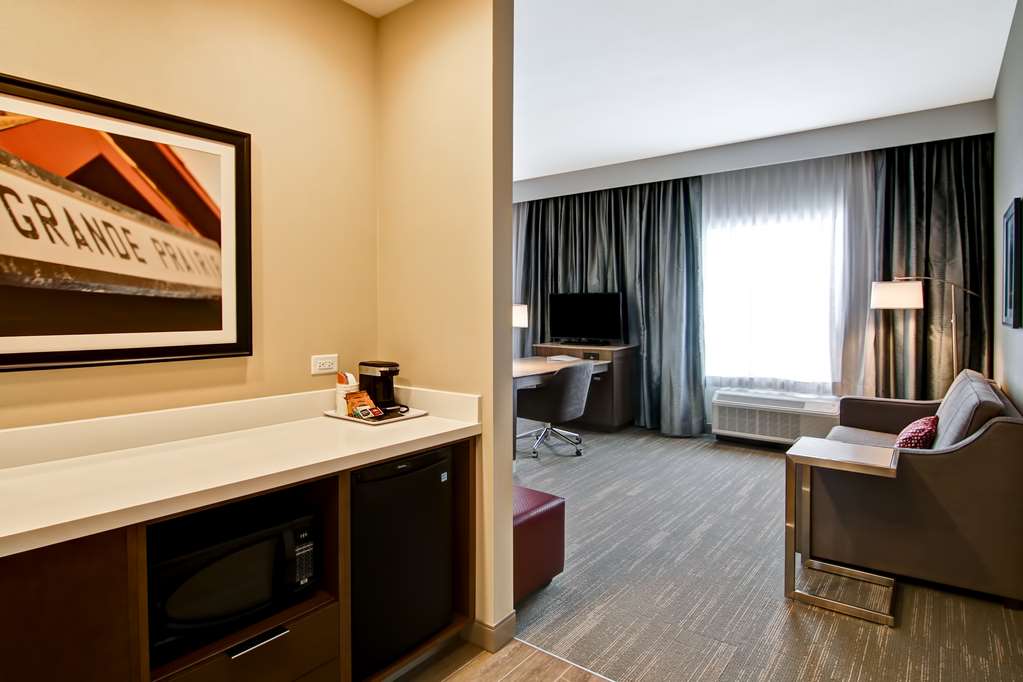 Hampton Inn & Suites-Grande Prairie