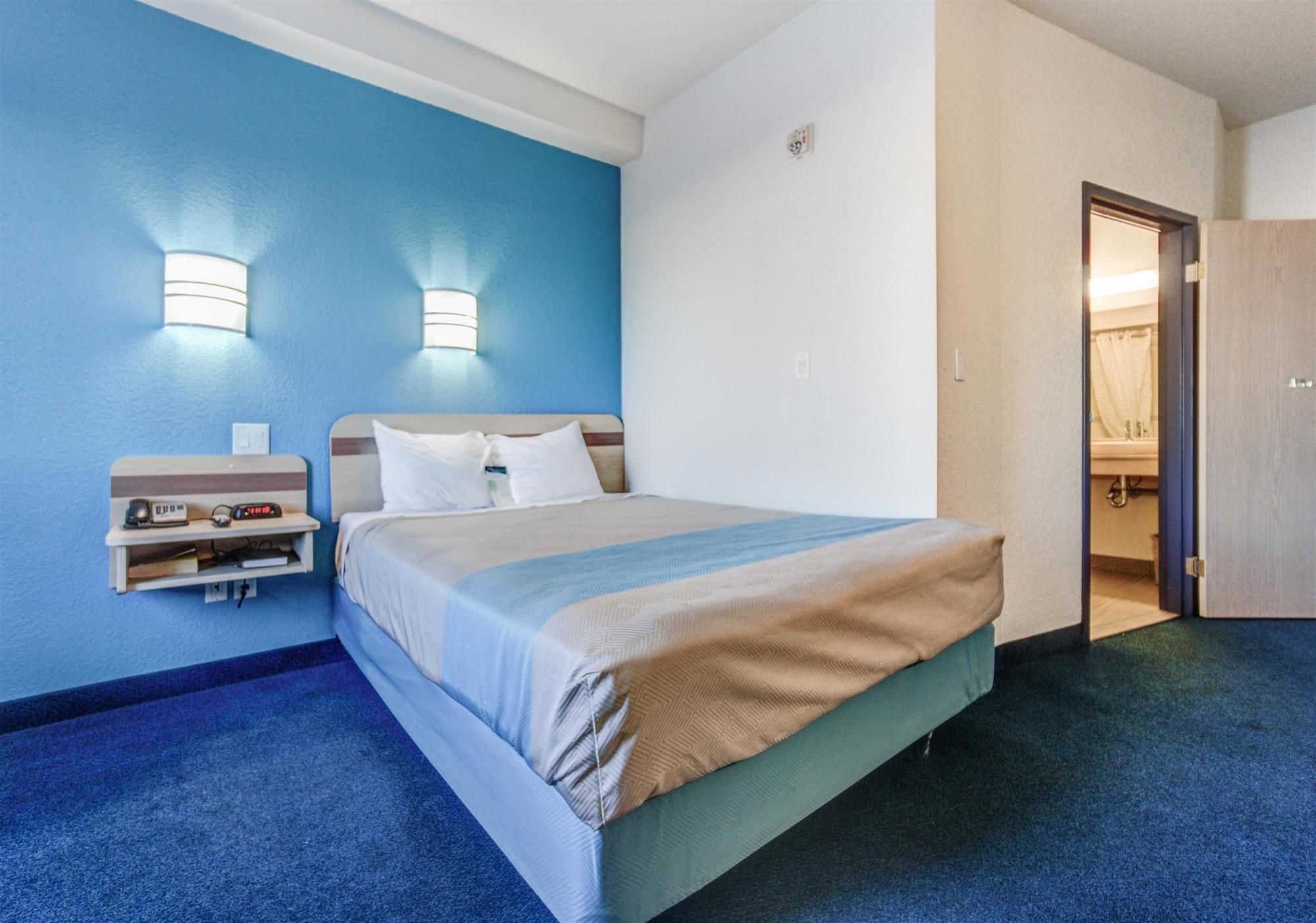 Motel 6 Grande Prairie