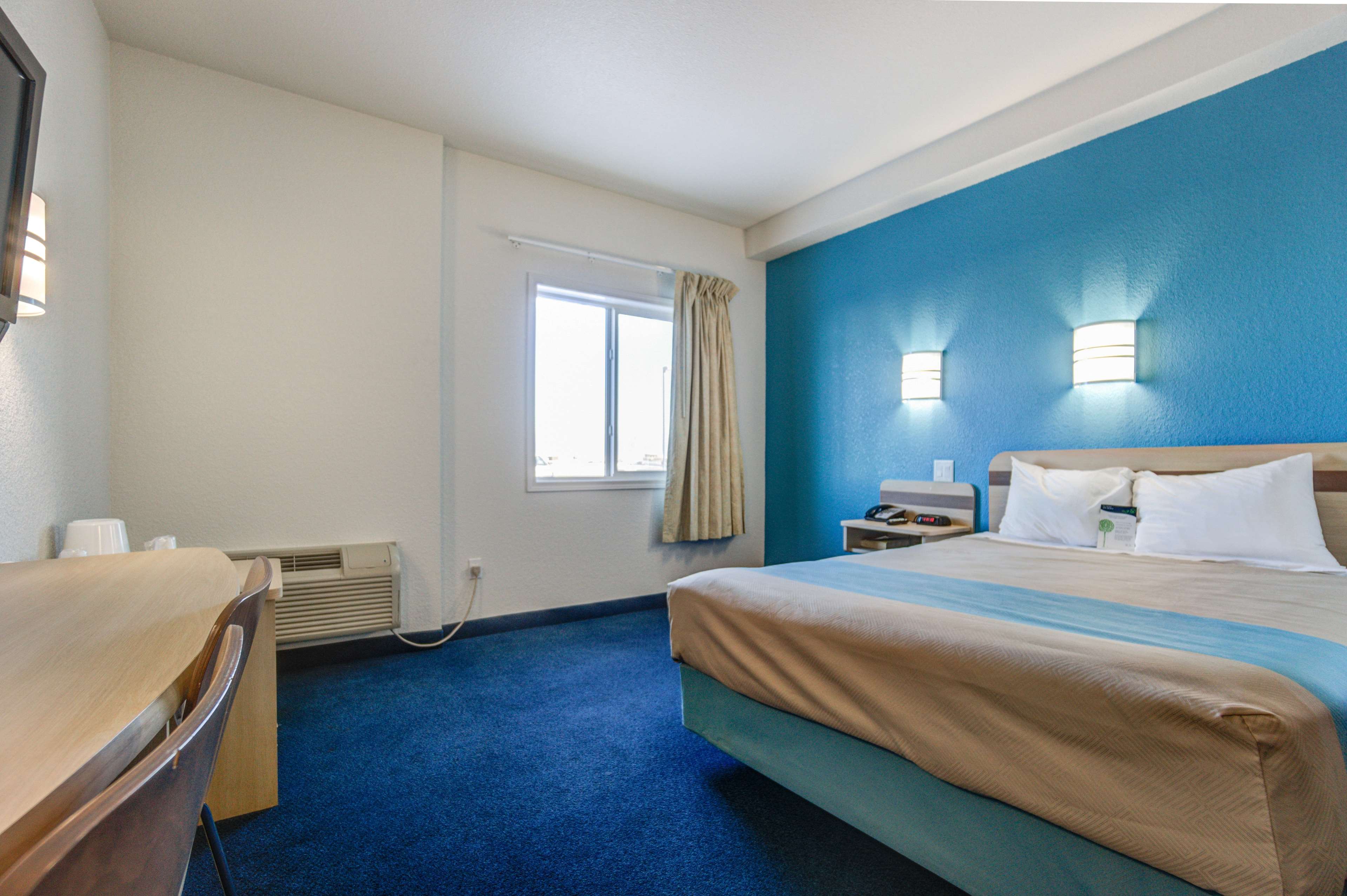 Motel 6 Grande Prairie