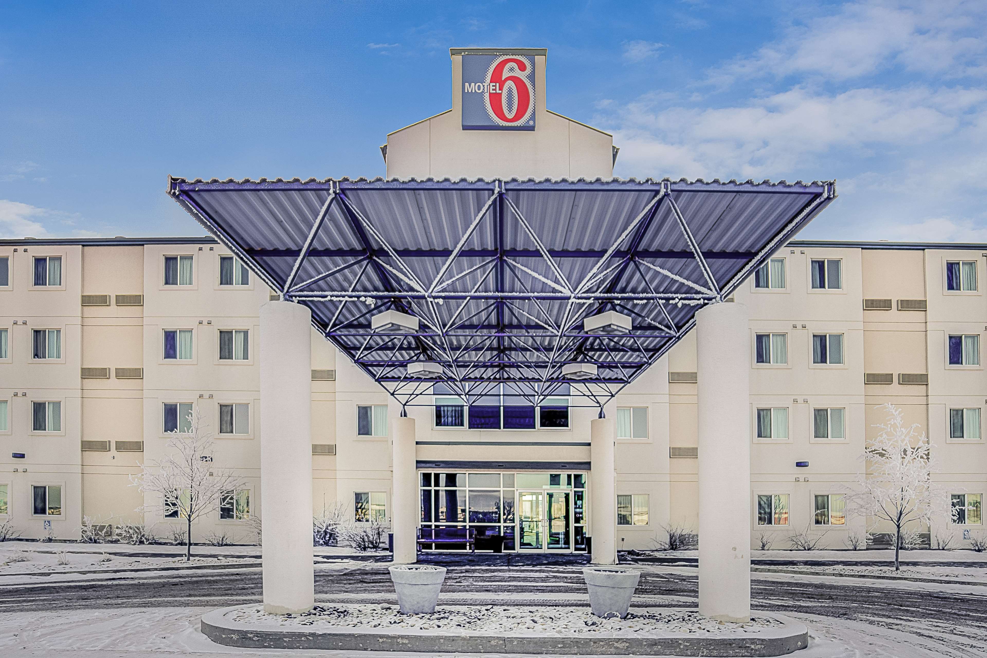 Motel 6 Grande Prairie