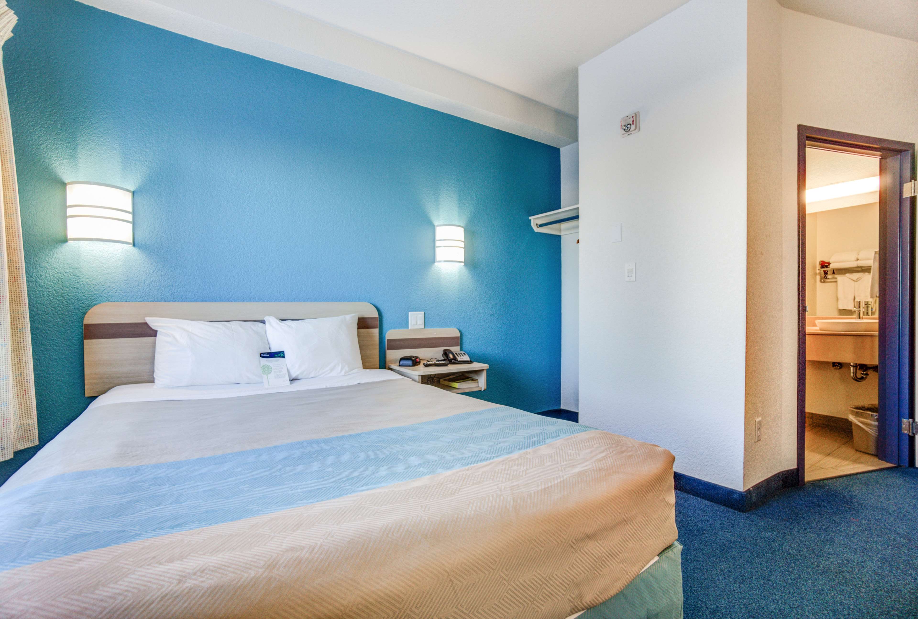 Motel 6 Grande Prairie