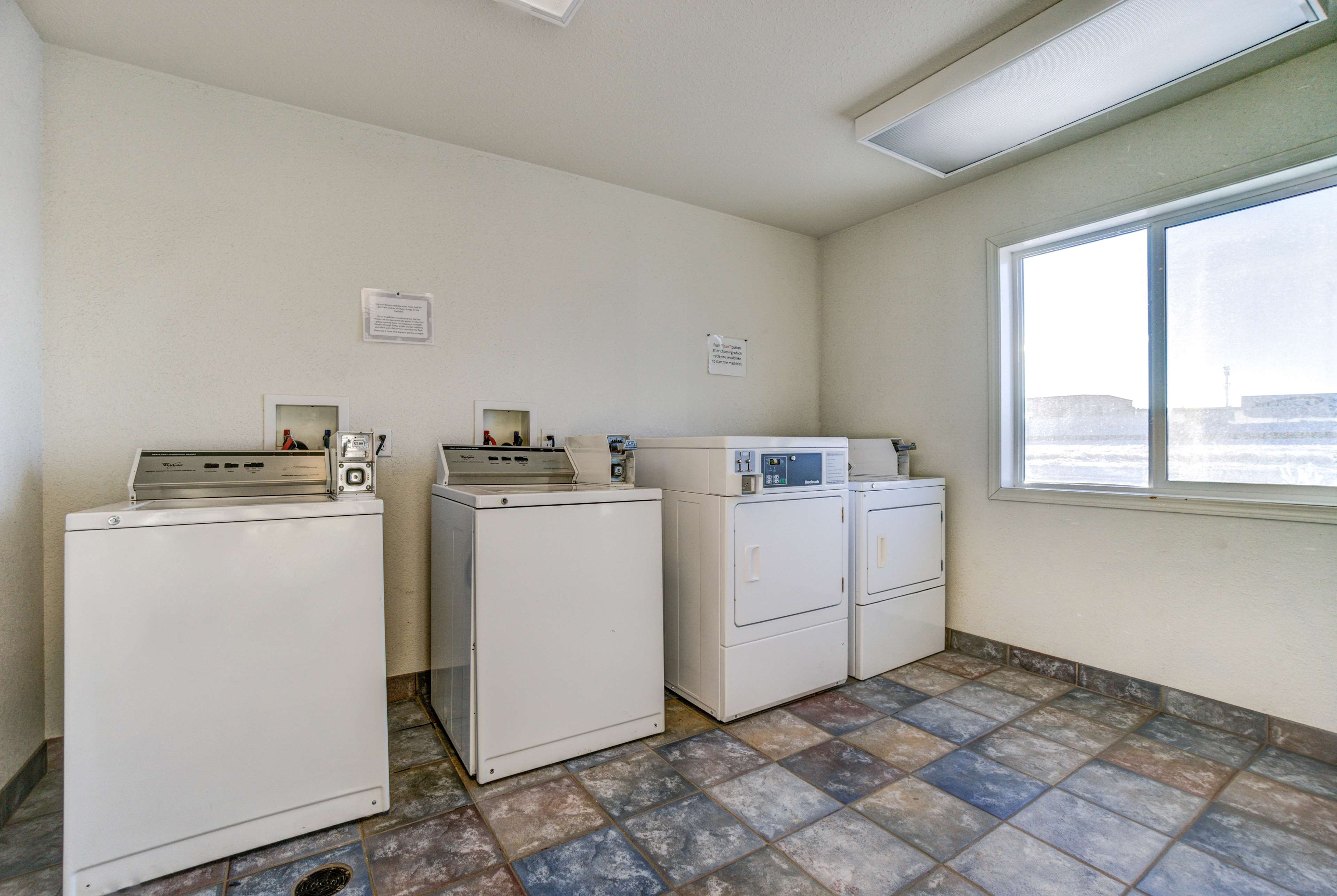 Motel 6 Grande Prairie