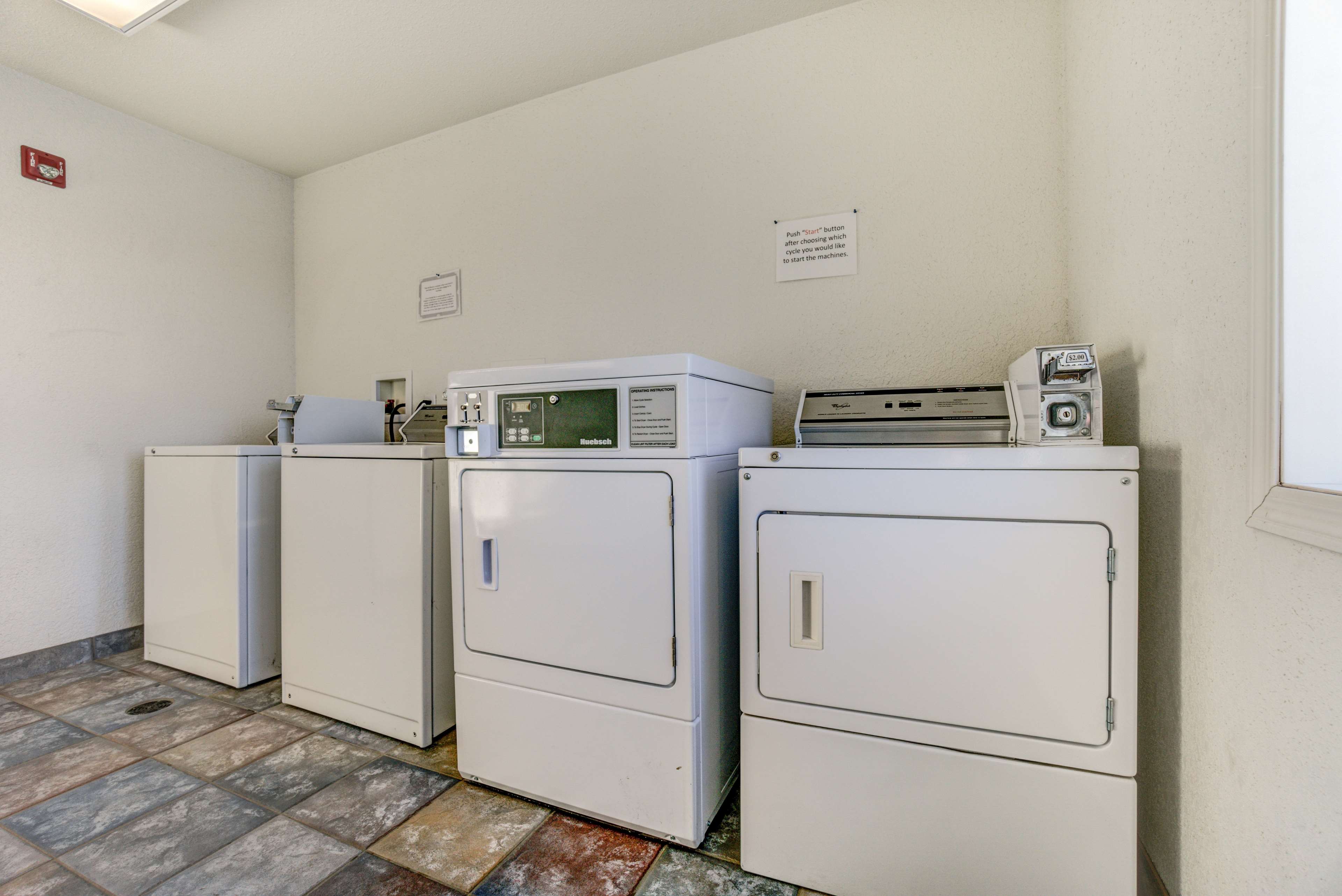 Motel 6 Grande Prairie